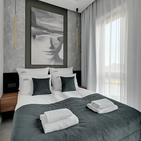 Apartmanhotel Nadmotlawie Riverside - Sauna, Gym & Parking By Downtown
