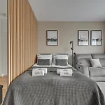 Nadmotlawie Riverside - Sauna, Gym & Parking By Downtown Aparthotel 4*