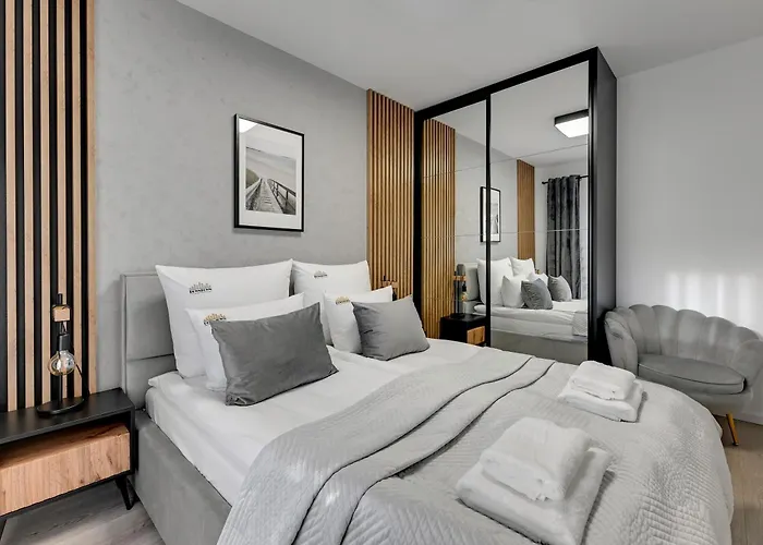 Nadmotlawie Riverside - Sauna, Gym & Parking By Downtown Ξενοδοχείο με διαμερίσματα 4*